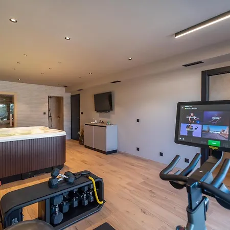 Villa Mia- Private Wellness & *