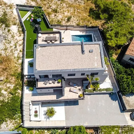 Mia- Private Wellness & * Seget Vranjica