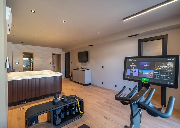 Villa Mia- Private Wellness & *