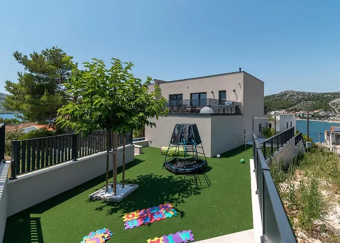 Villa Mia- Private Wellness & *